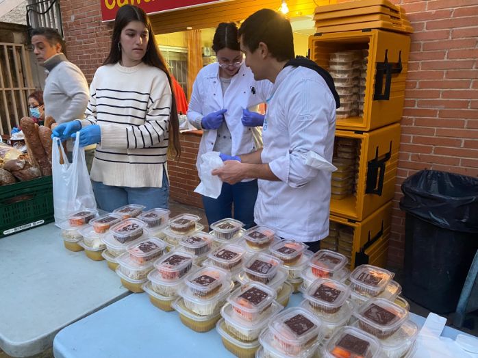 Fotografia de: Projecte solidari Caliu CETT | CETT